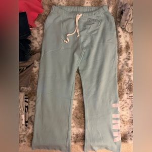 VS PINK SWEATS - SZ SM - NEW W/O TAGS !